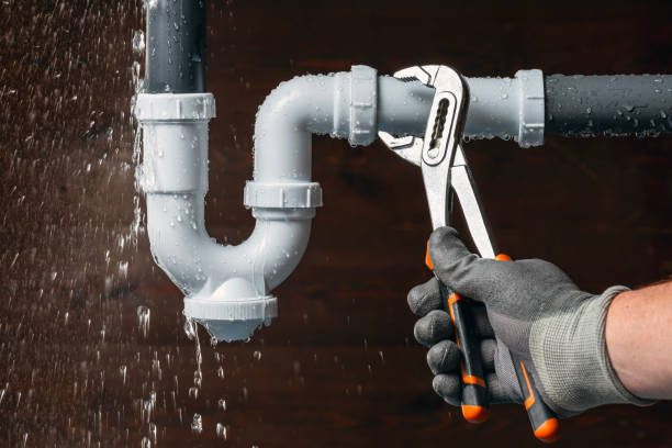 Professional Leak Detection technician working in Jones, OK